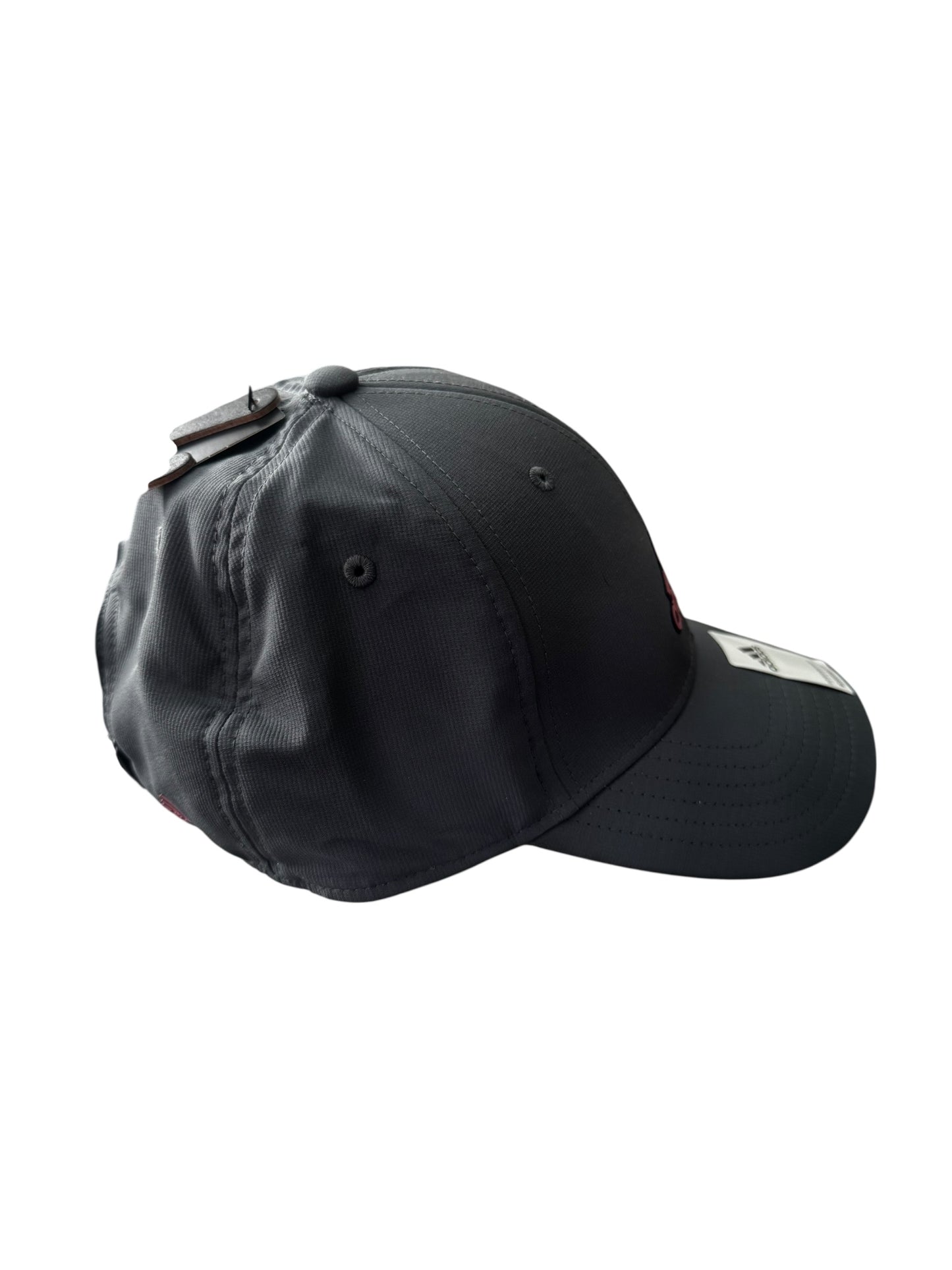 Gorra Unisex Adidas Ajustable Gris con Logo Rosado – AEROREADY
