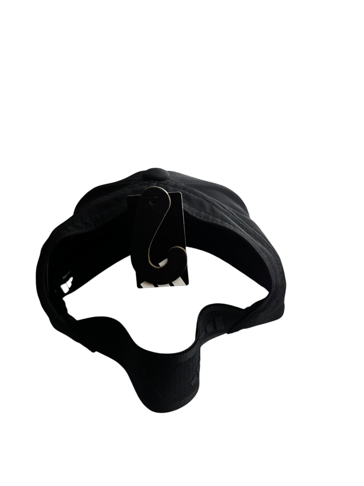 Gorra Adidas Backless para Mujer – Diseño Abierto para Cola de Caballo | Colores Verde Claro y Negro