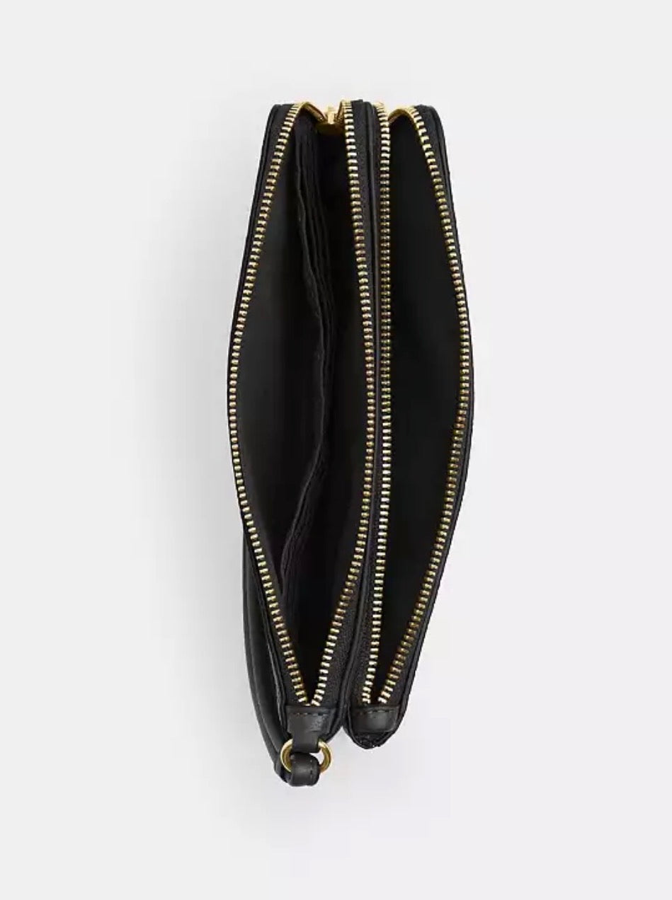 Coach Double Zip Wallet Signature Canvas Café Oscuro y Negro – Billetera de Mano con Correa