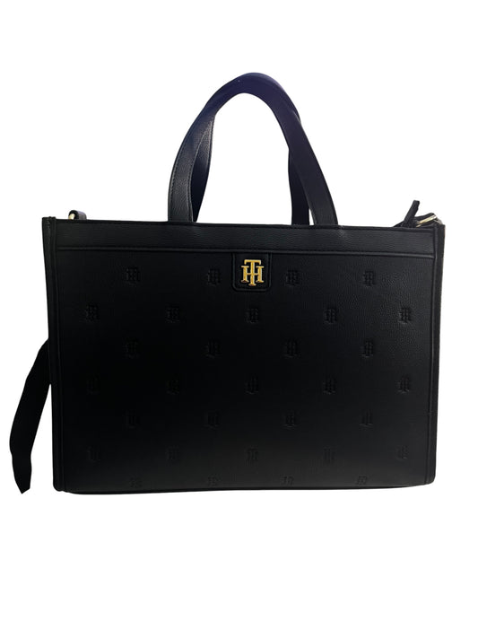 Bolso Tote Tommy Hilfiger Negro con Monograma Grabado y Logo Dorado
