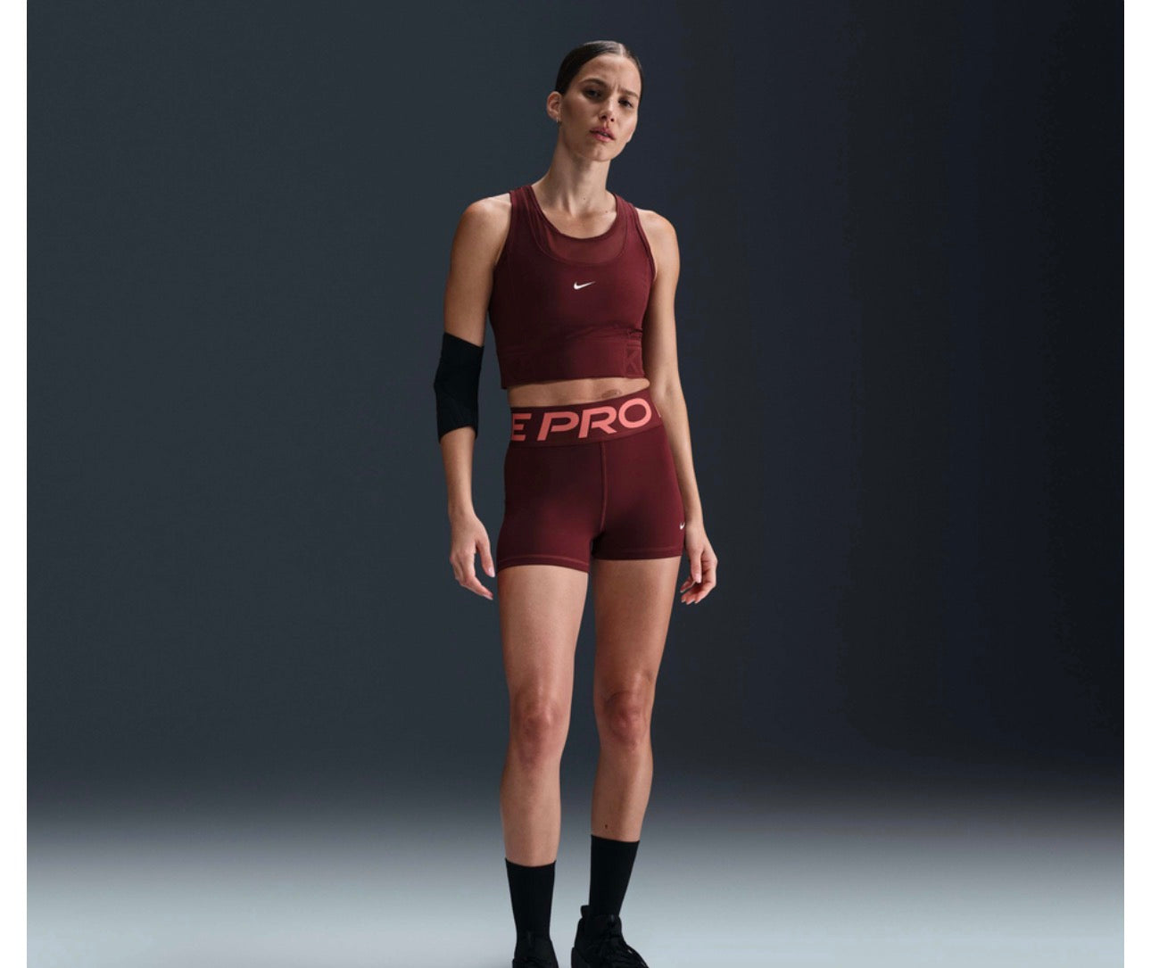 Nike Pro Dri-FIT Crop Top Deportivo Mujer – Dark Team Red