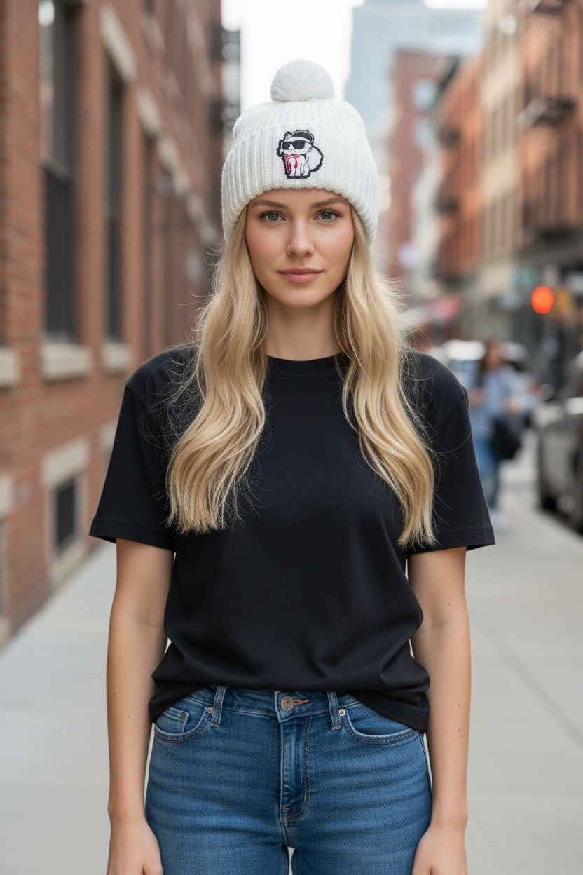 Gorro Karl Lagerfeld para Mujer Blanco con Pom Pom y Bordado Icónico