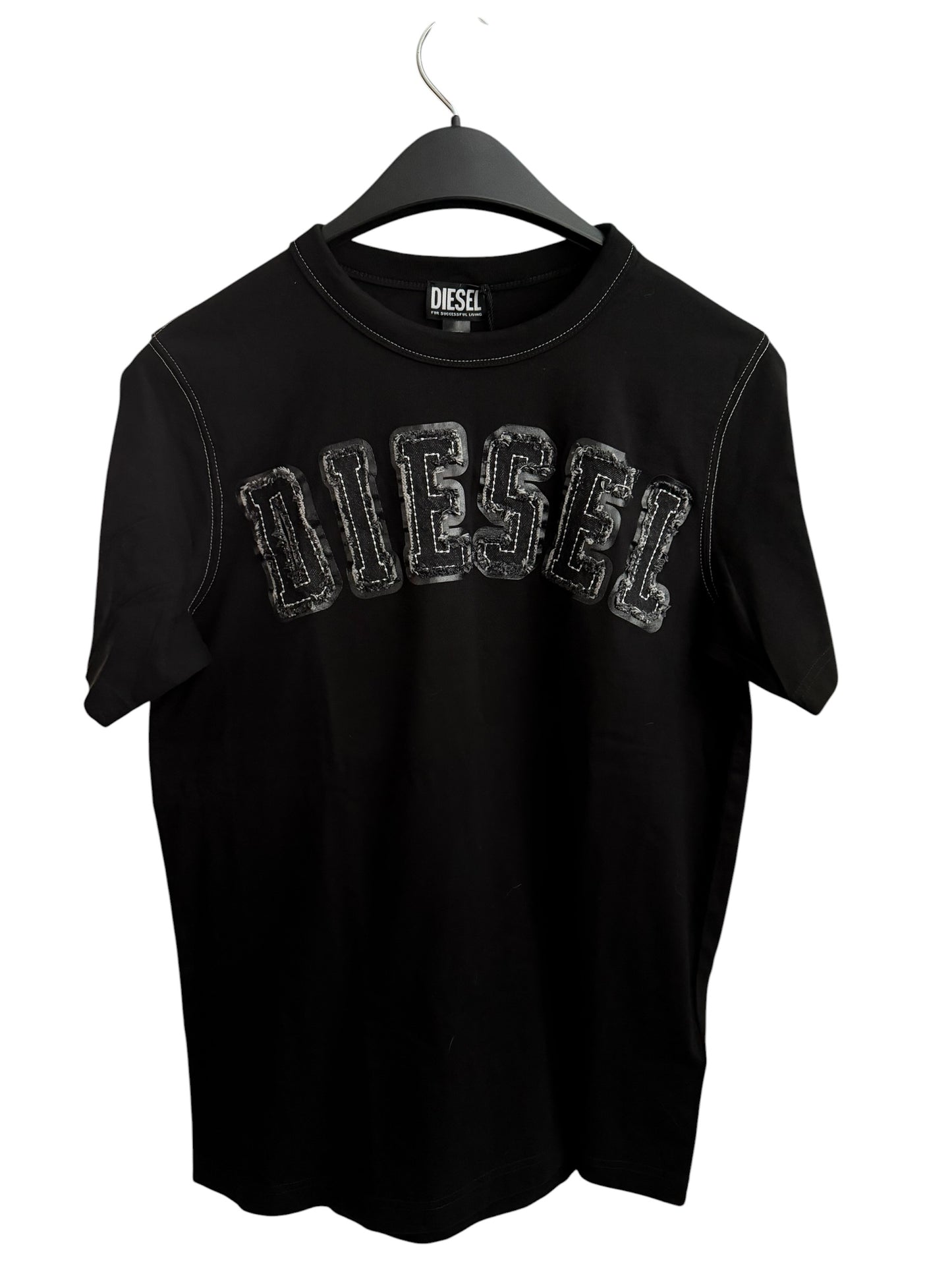 Camiseta Diesel Hombre Negra con Logo 3D Bordado Premium