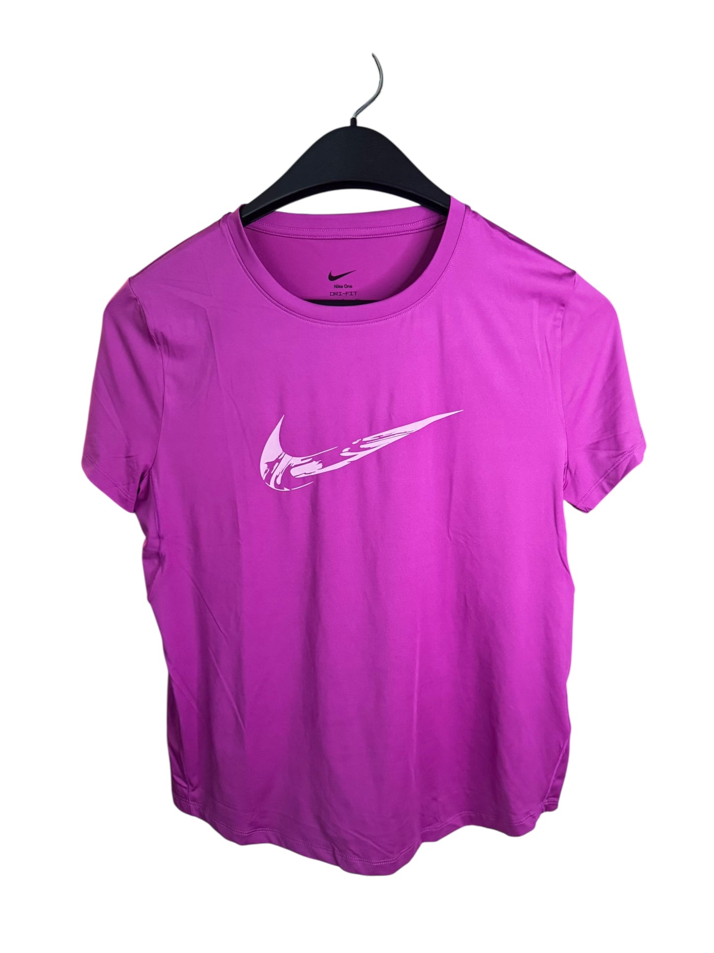 Camiseta Nike Dri-FIT para Mujer con Logo Swoosh – Estilo Deportivo