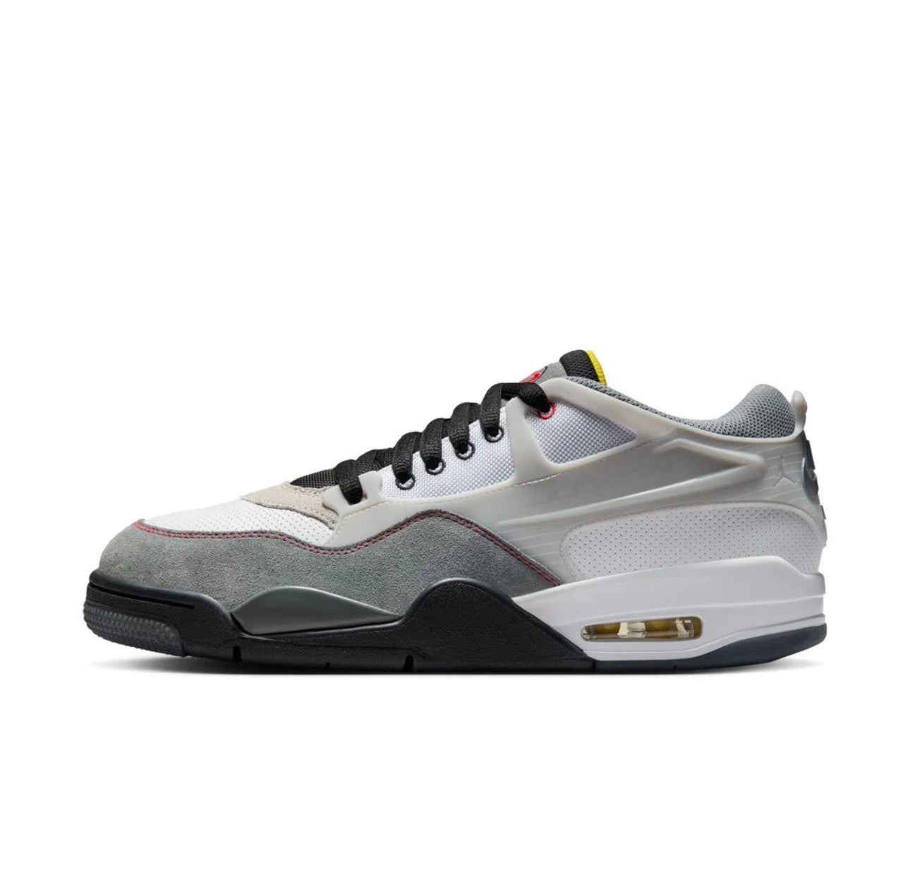 Tenis Nike Air Jordan Hombre Blanco y Gris con Detalles Negros – Estilo Urbano Deportivo