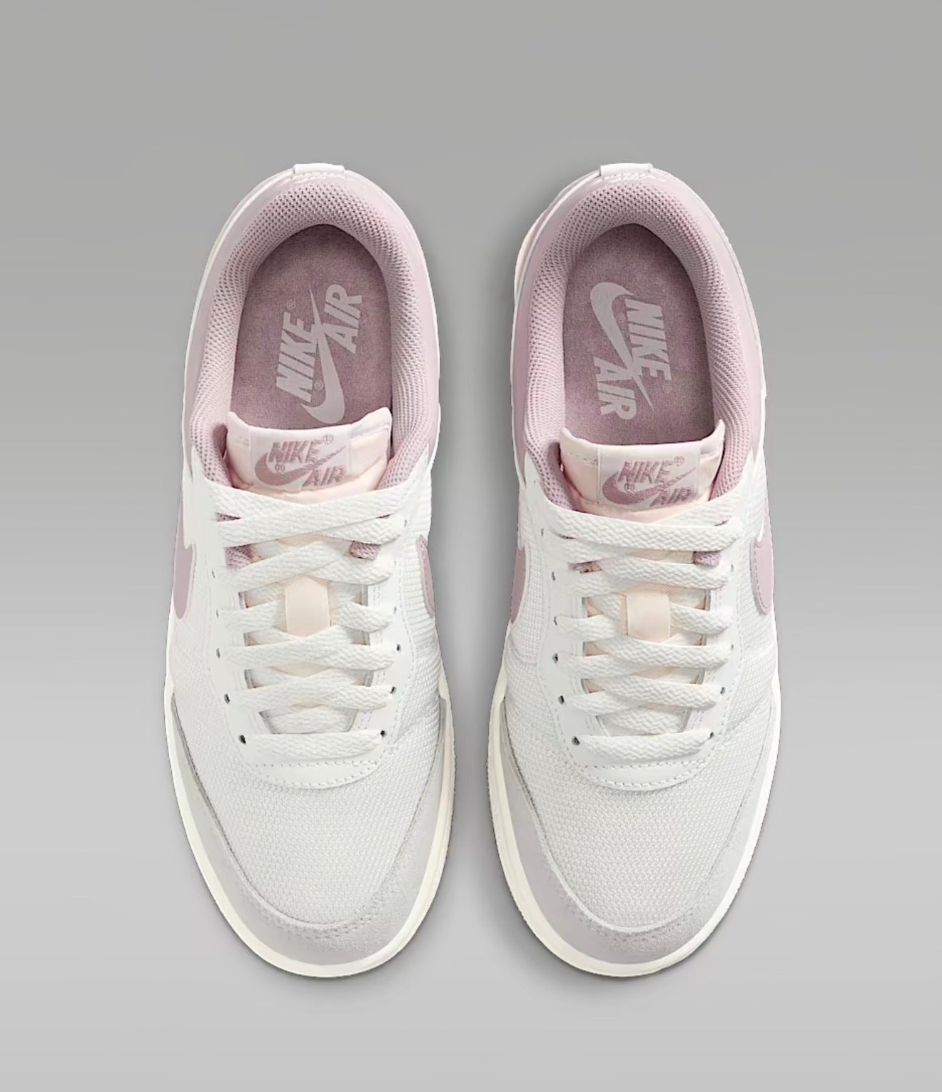 Tenis Air Jordan Skyline Low para Mujer – Blanco/Rosa