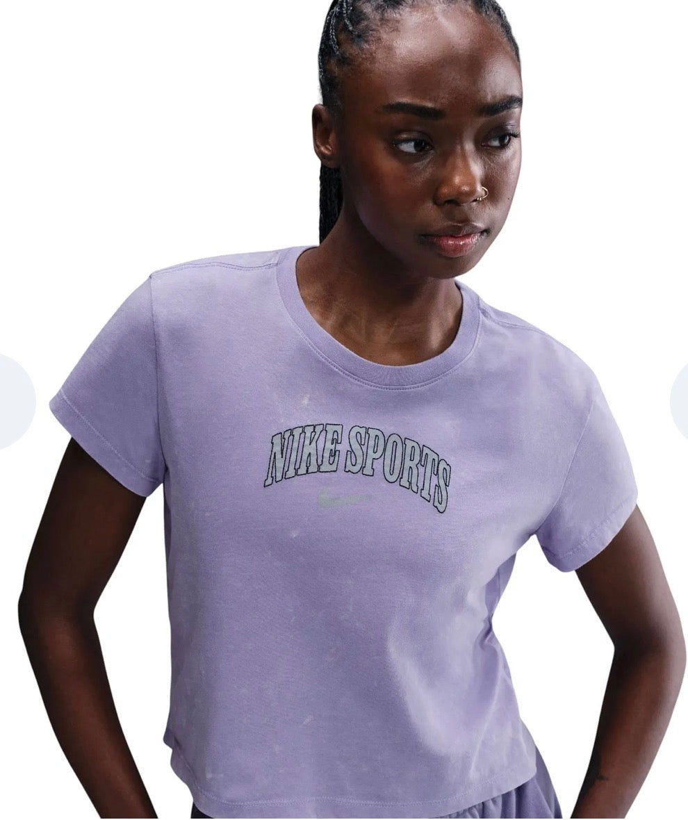 Camiseta Nike Sportswear Mujer Lila Ice