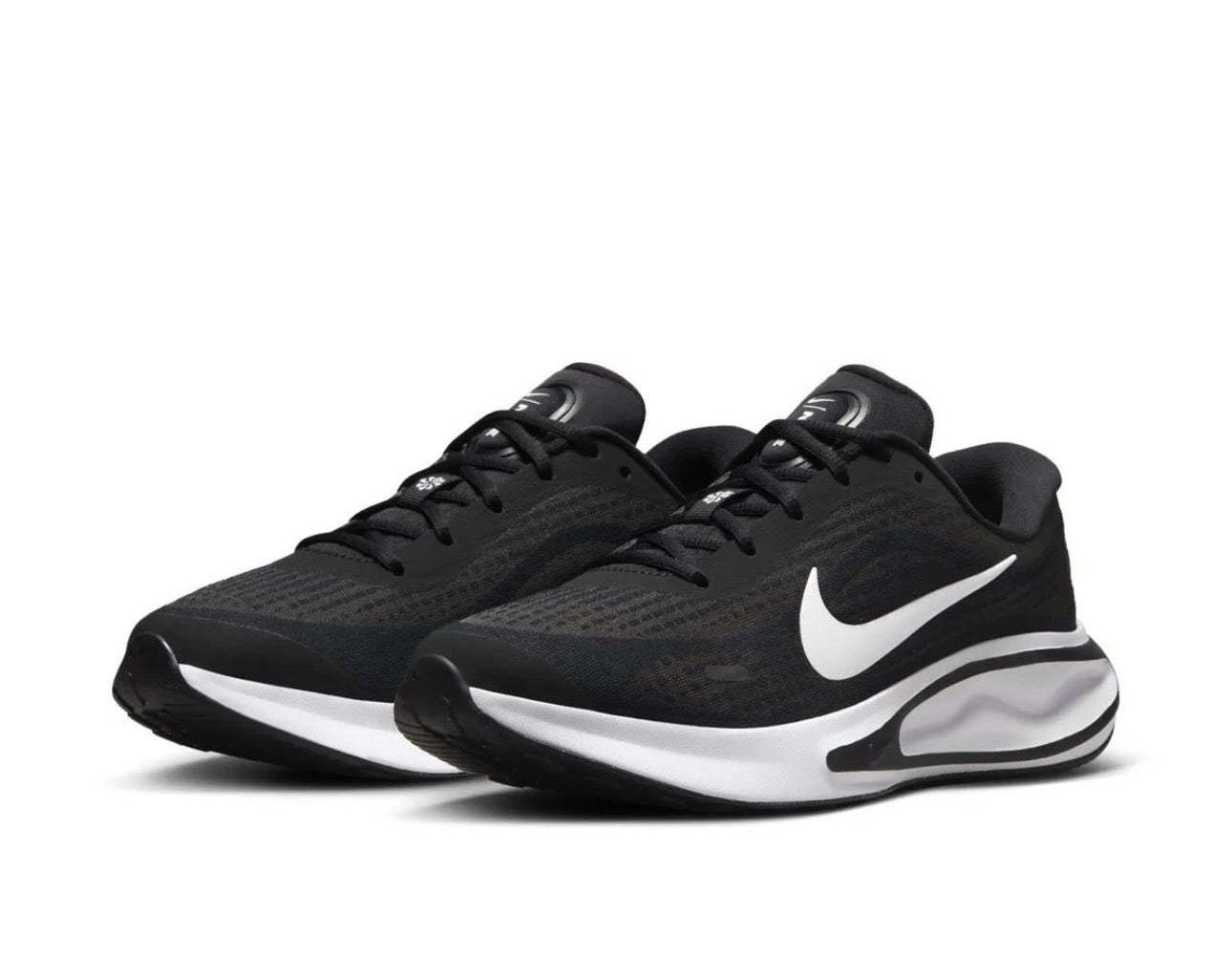 Tenis Nike Journey Run Hombre Negro y Blanco (Talla 42)