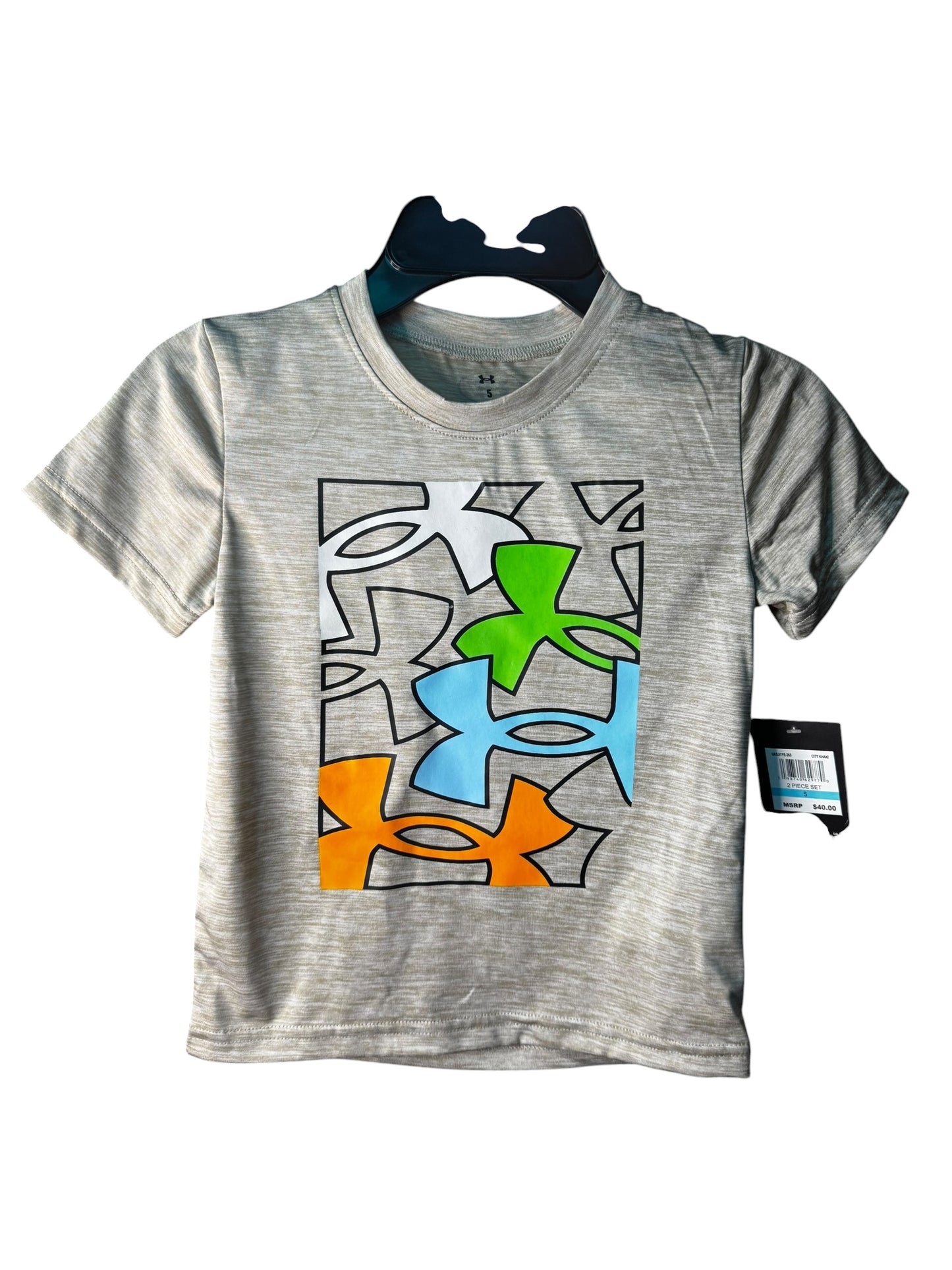 Conjunto Under Armour Niño 2 Piezas Talla 5 – Camiseta Khaki y Short Deportivo