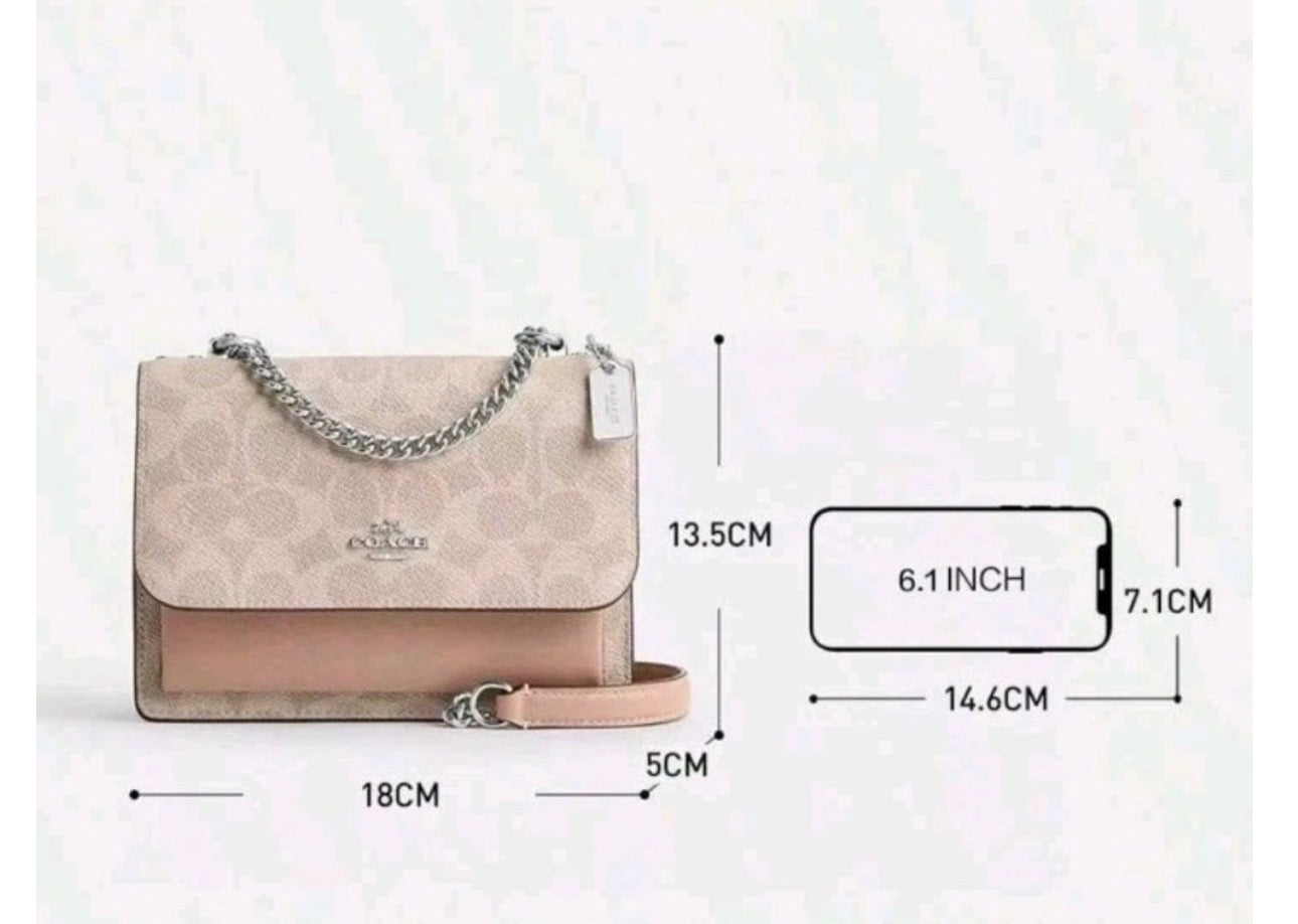 Coach Mini Klare Crossbody Signature Canvas Arena/Taupe con Cadena Plateada