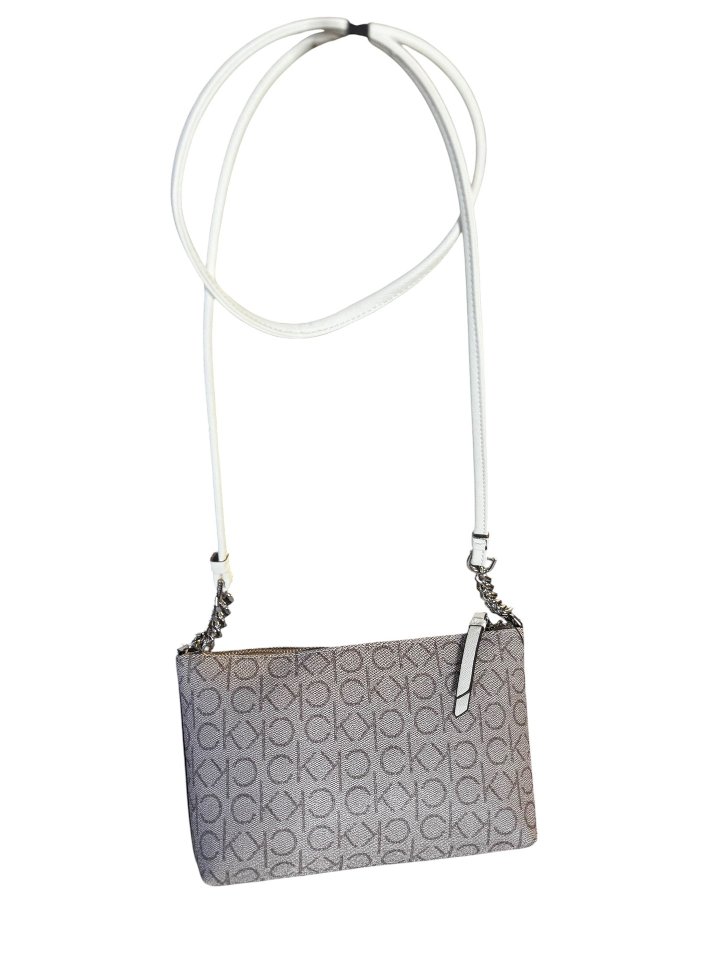 Bolso Crossbody Calvin Klein Monograma con Correa Crema y Herrajes Plateados