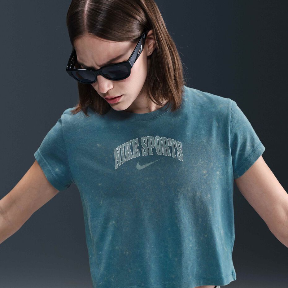 Camiseta Nike Sportswear Mujer Smokey Blue – Camiseta Original de Algodón