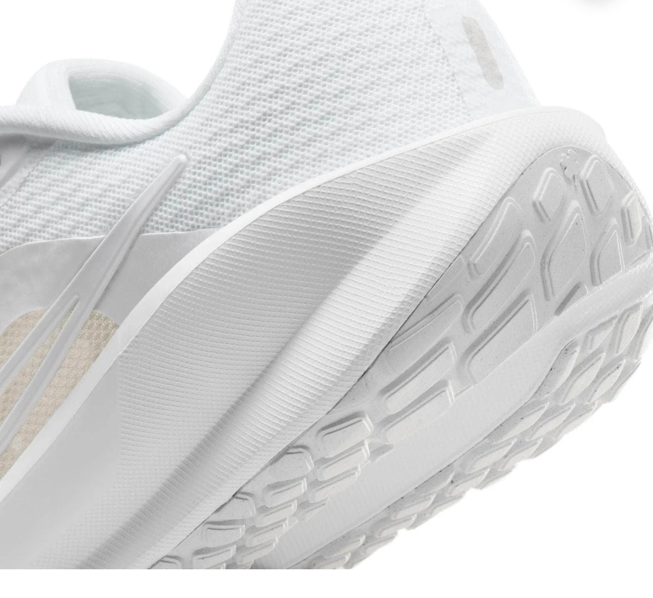 Tenis Nike Downshifter 13 para Mujer Running – Blanco/Platinum Tint