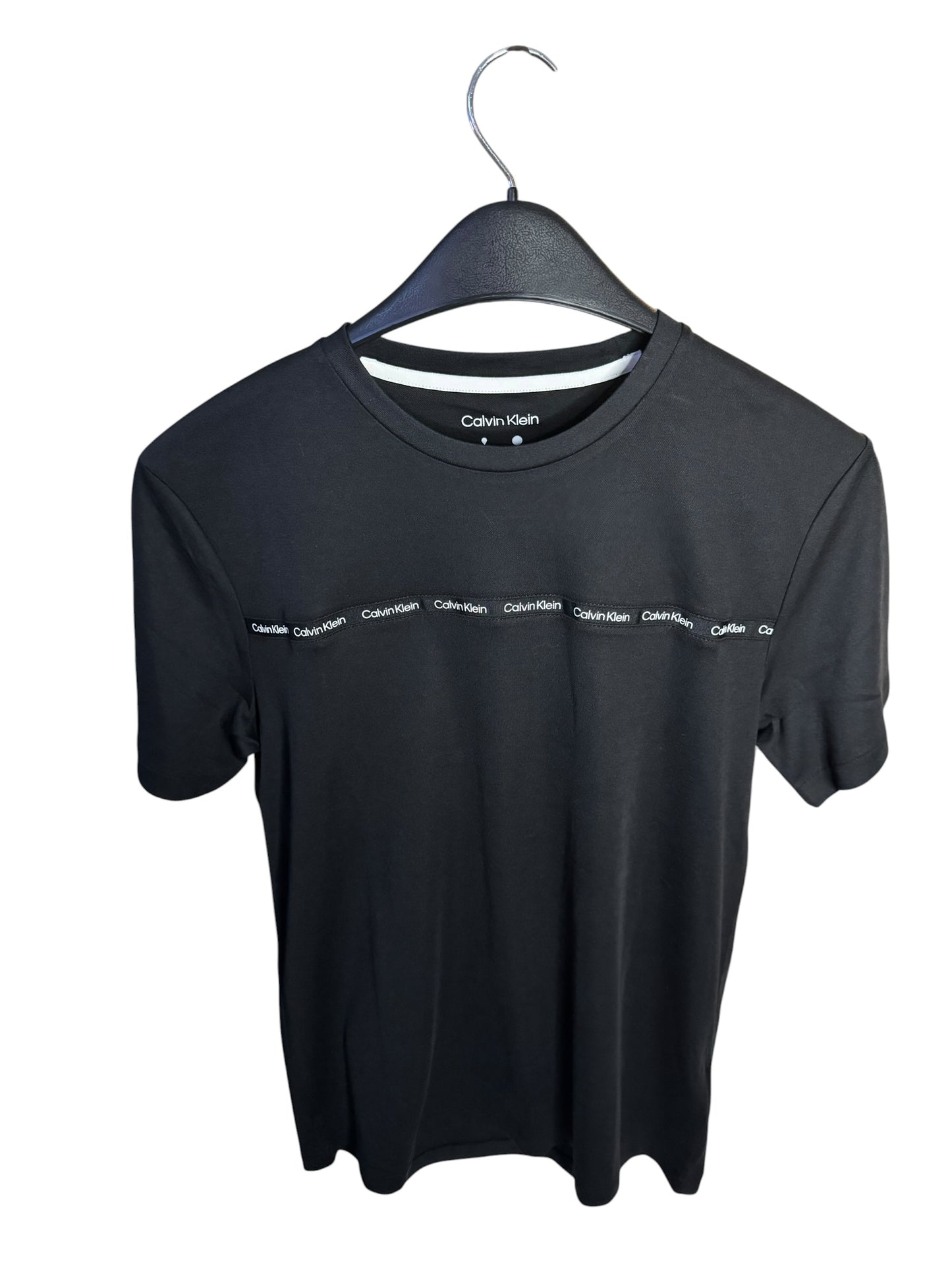 Camiseta Calvin Klein Negra con Banda Logo Horizontal