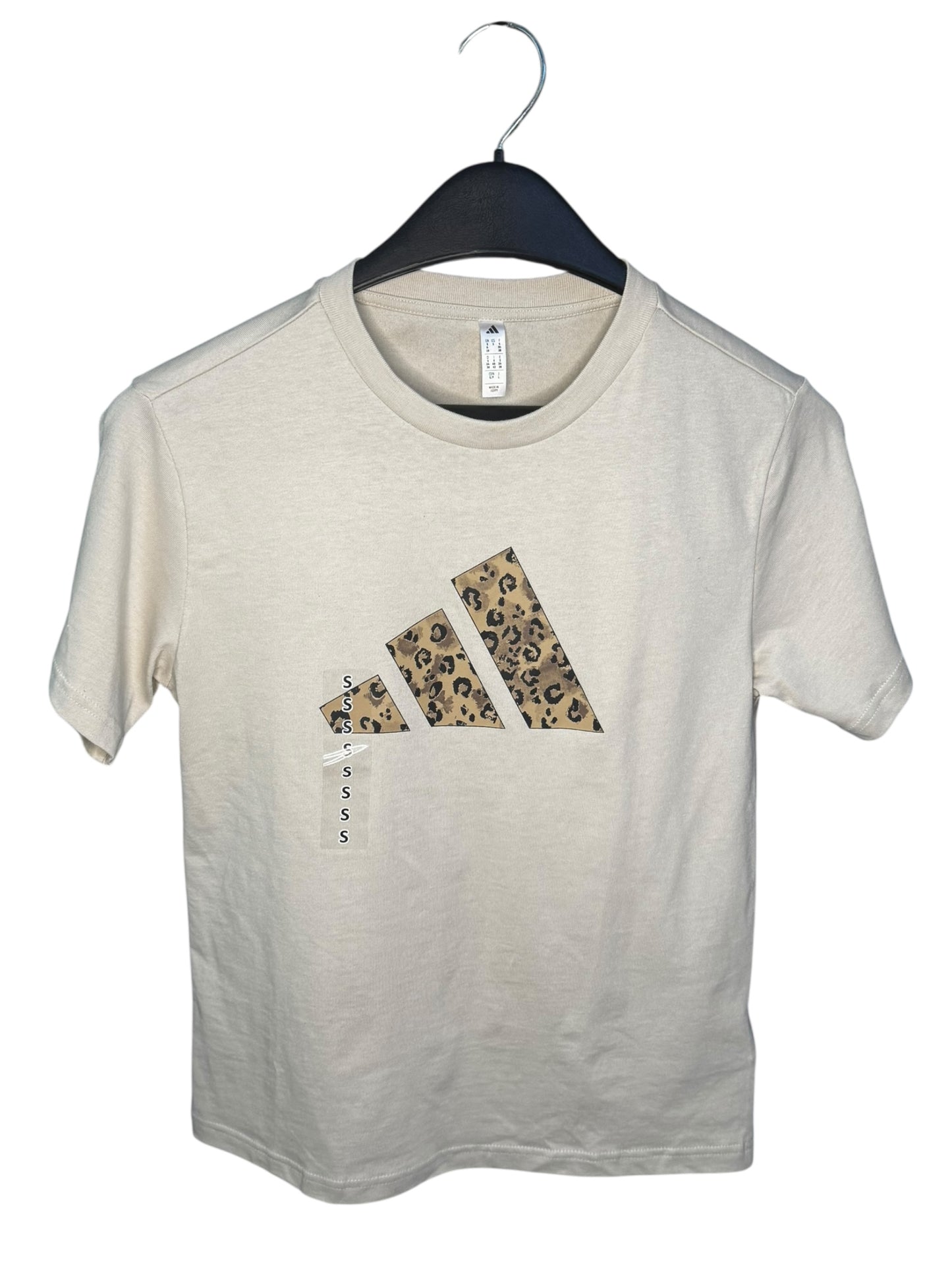 Camiseta Adidas para Mujer Beige con Logo Animal Print