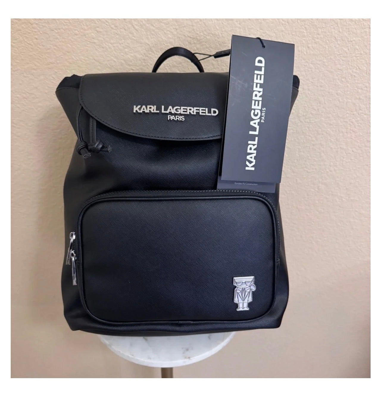 Morral Karl Lagerfeld Paris Negro con Bolsillo Frontal y Cierre de Cordón