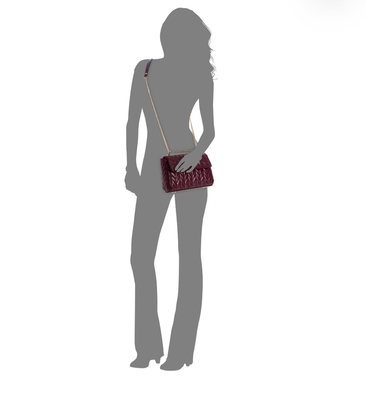 Bolso Crossbody GUESS Acolchado Merlot con Cadena Dorada
