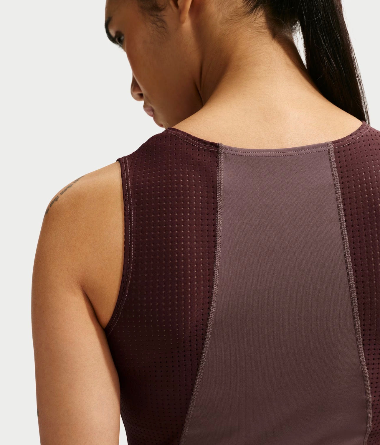 Nike Pro Dri-FIT Crop Top Deportivo Mujer – Burgundy Crush