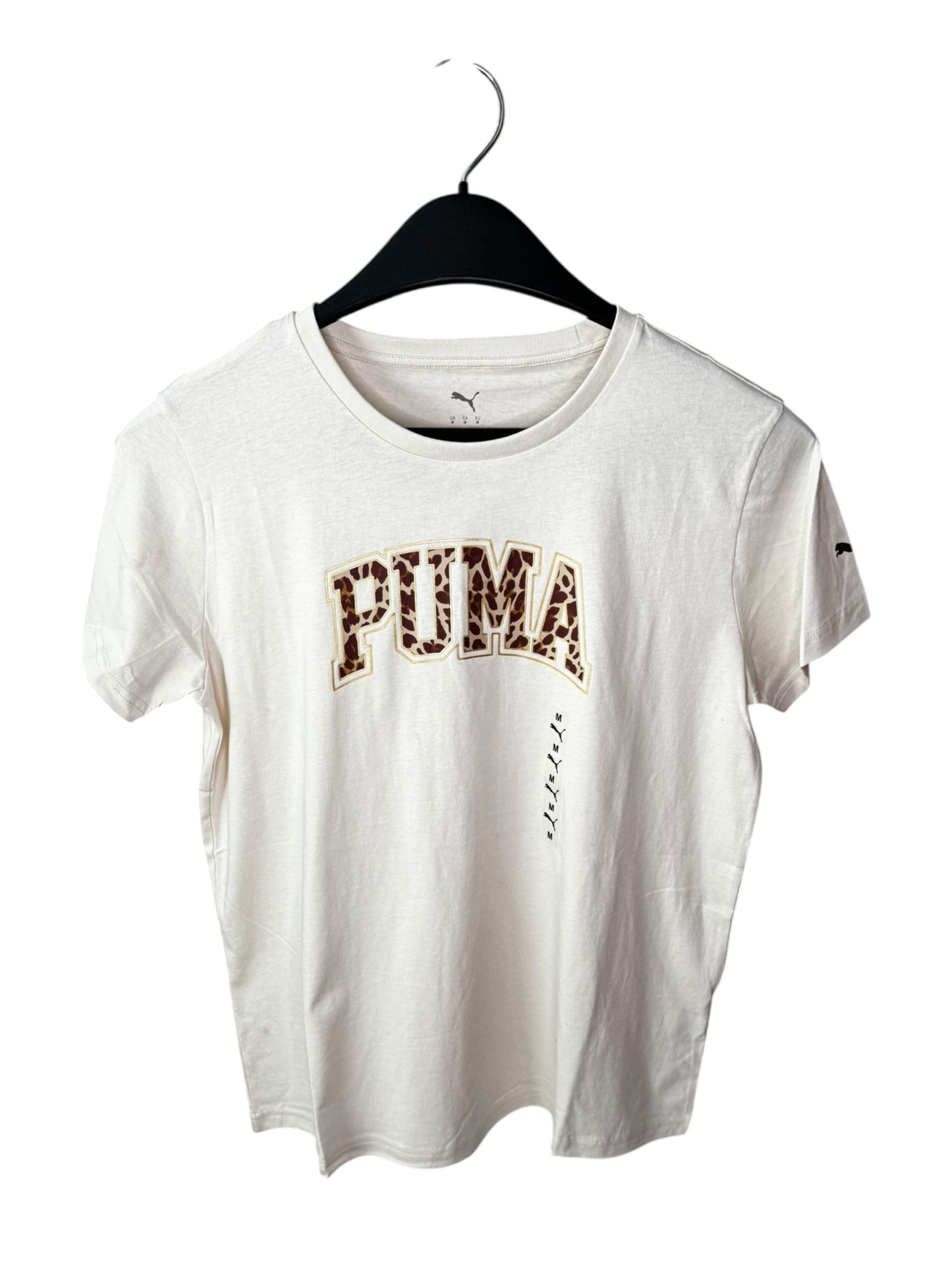 Camiseta Puma Color Crema para Mujer con Logo Gráfico – Estilo Casual Deportivo